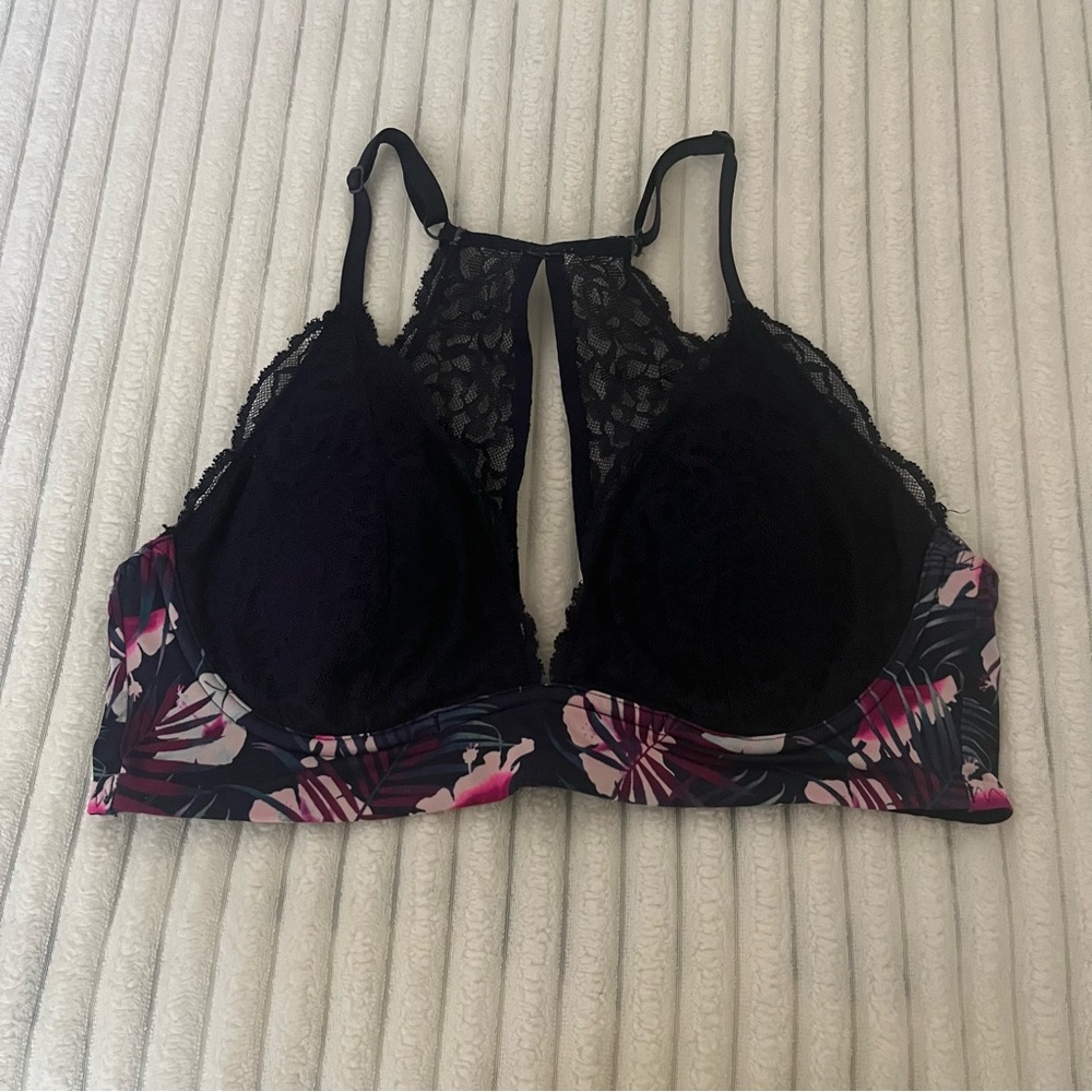 VS Floral Lace Bralette